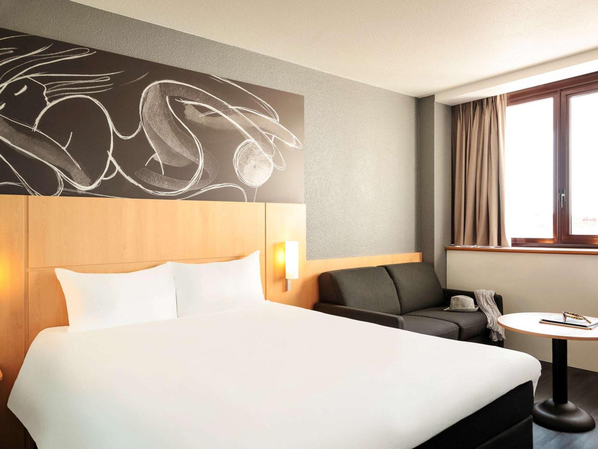 Ibis Montpellier Centre Comedie Экстерьер фото